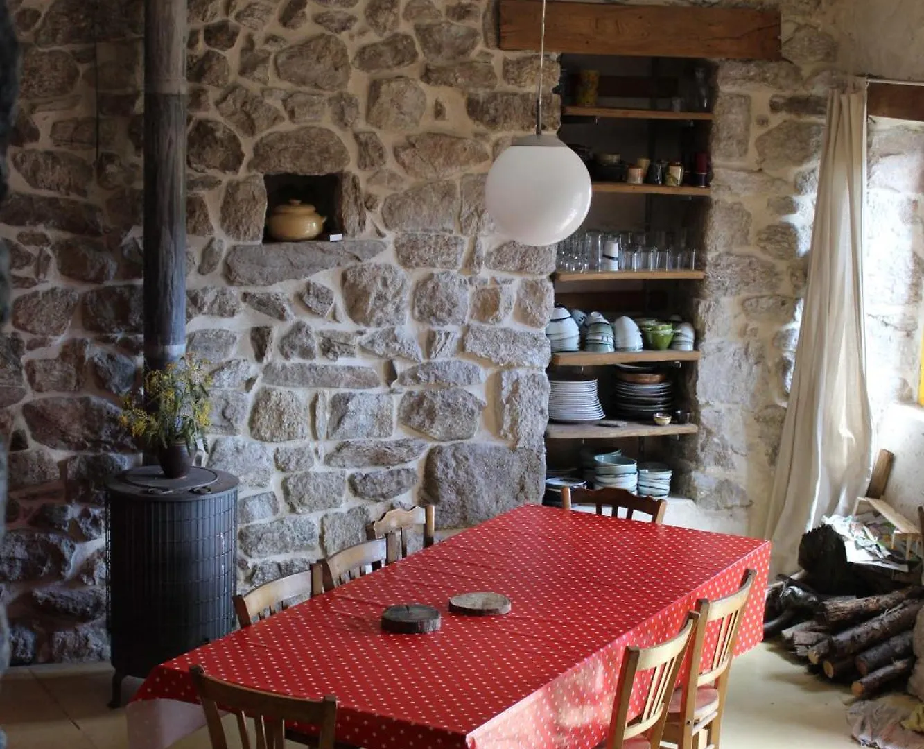 Laboule Maison Familiale Et Chaleureuse